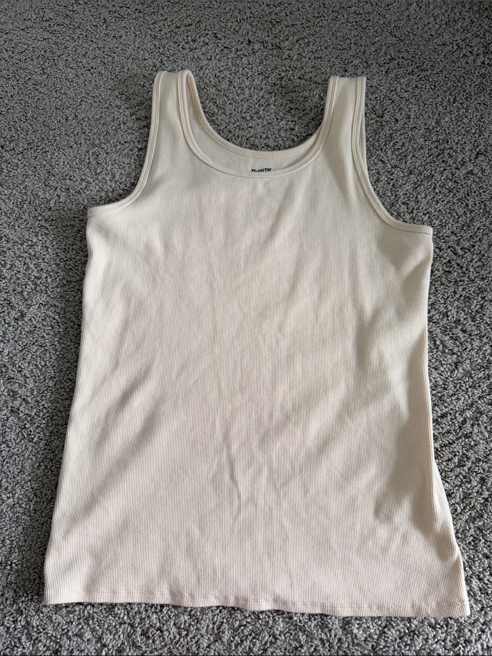 Duluth Trading Co Cream Ribbed Scoop Tank